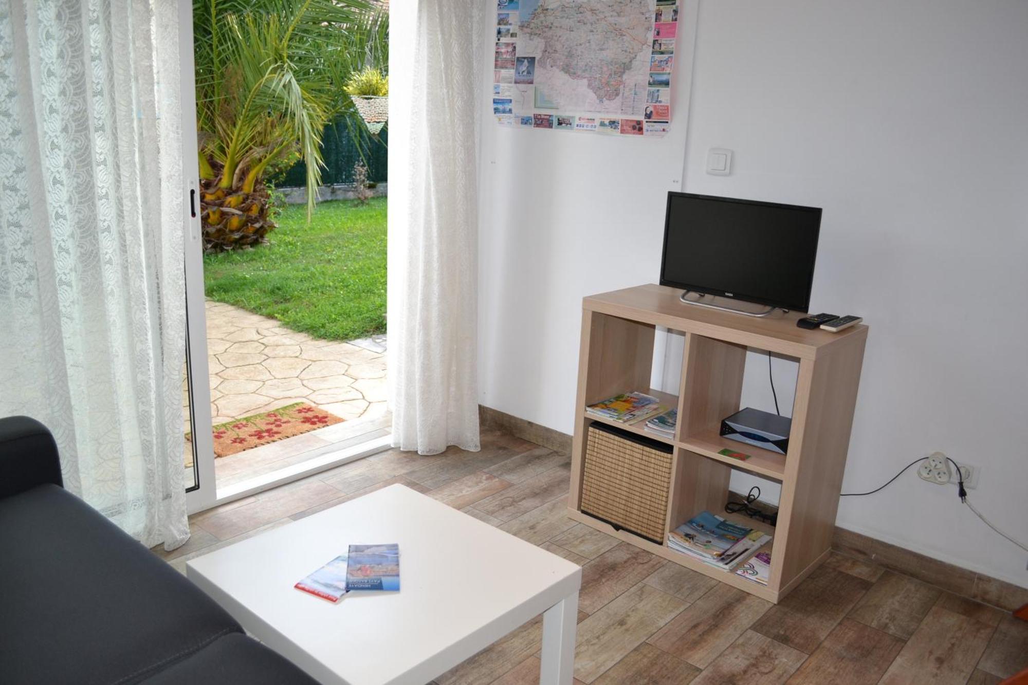 Les Hirondelles 2Km De La Plage-Jardin-Wifi-Parking-Draps Et Serviettes أُنْداي المظهر الخارجي الصورة